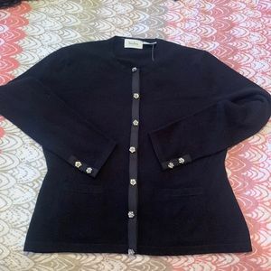 Neiman Marcus Cashmere Sweater